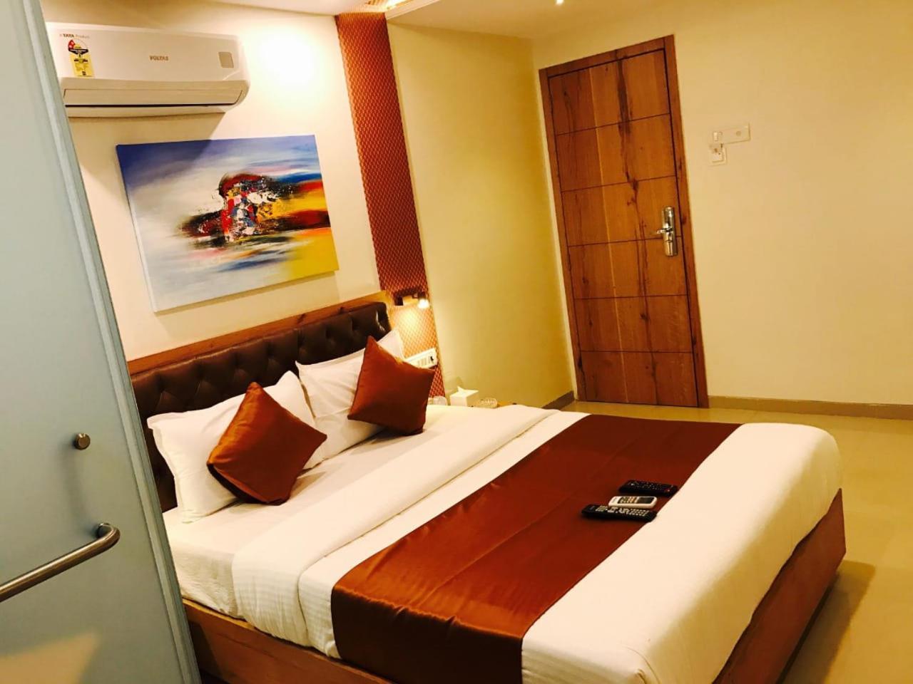Grandeur By Avion Palace Near T2 International Airport Mumbai Ngoại thất bức ảnh